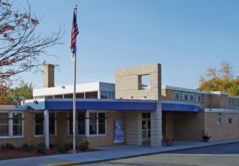 Deephaven Elementary 